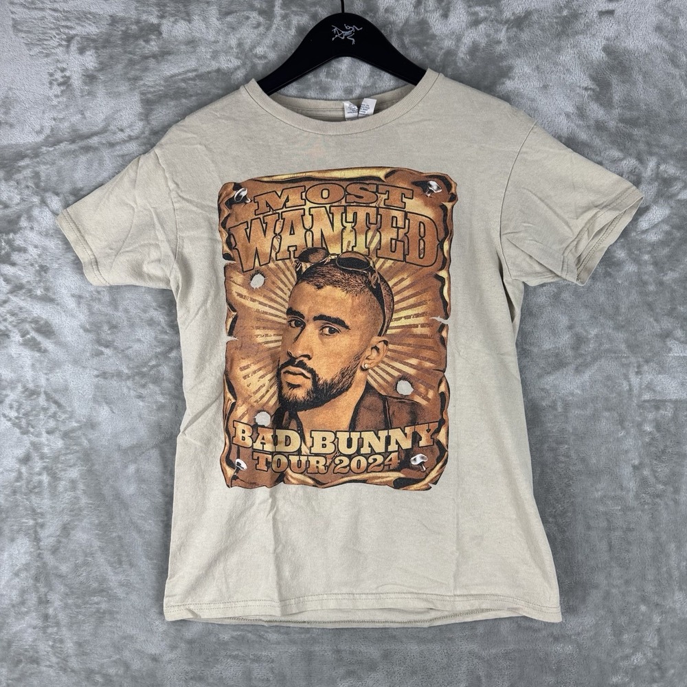 Bad Bunny Most Wanted Tour 2024 T Shirt Double Sided Mens Small Merch
